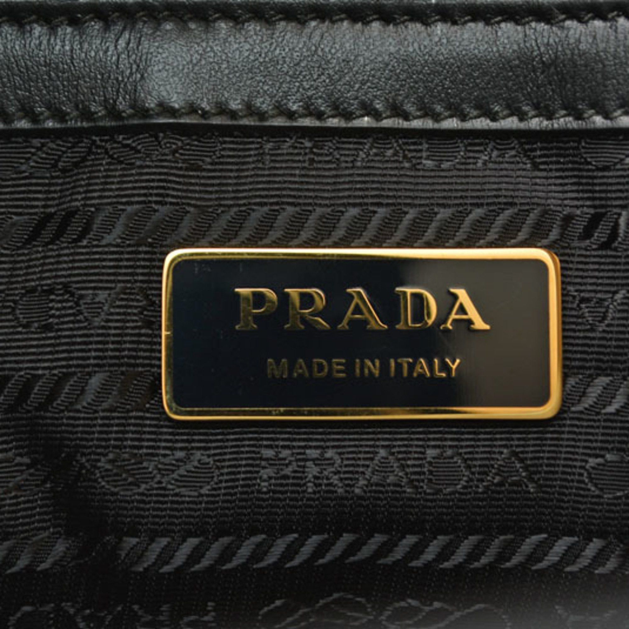 Prada Prada 2-way tote/shoulder bag, 1BG507, in soft calf leather with strap. Size ONE SIZE - 11 Thumbnail