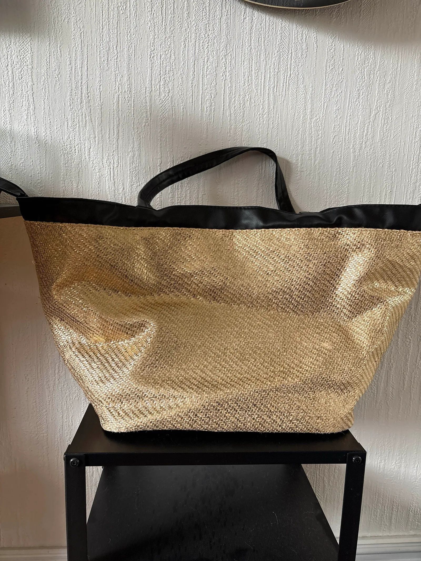 Versace Versace Versace Parfums Gold Tote Bag Bucket Bag Size ONE SIZE - 5 Thumbnail