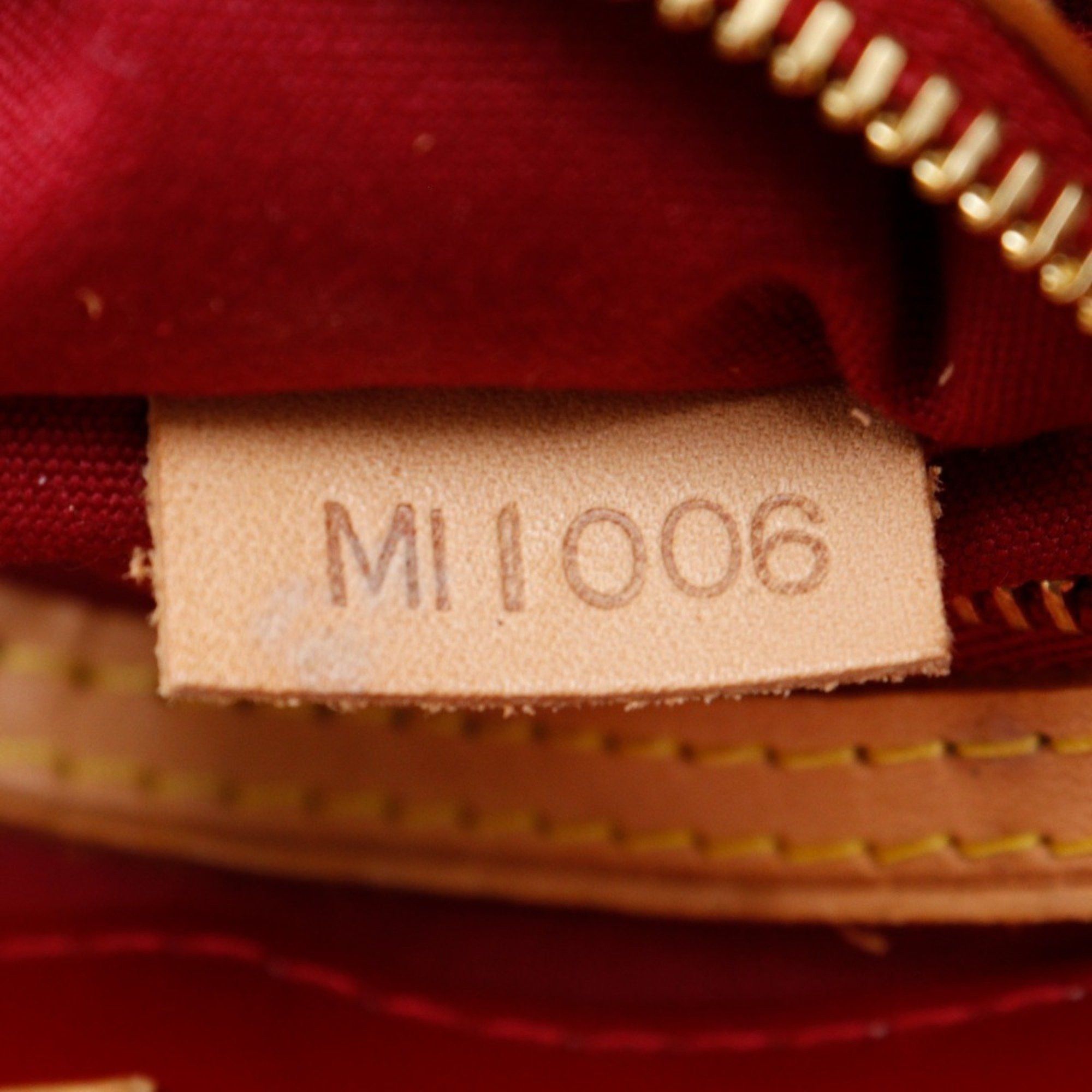 Louis Vuitton Louis Vuitton Lead PM Handbag M91990 Monogram Vernis Pomme d'Amour 2006 Red MI1006 A5 Women's Size ONE SIZE - 15 Thumbnail