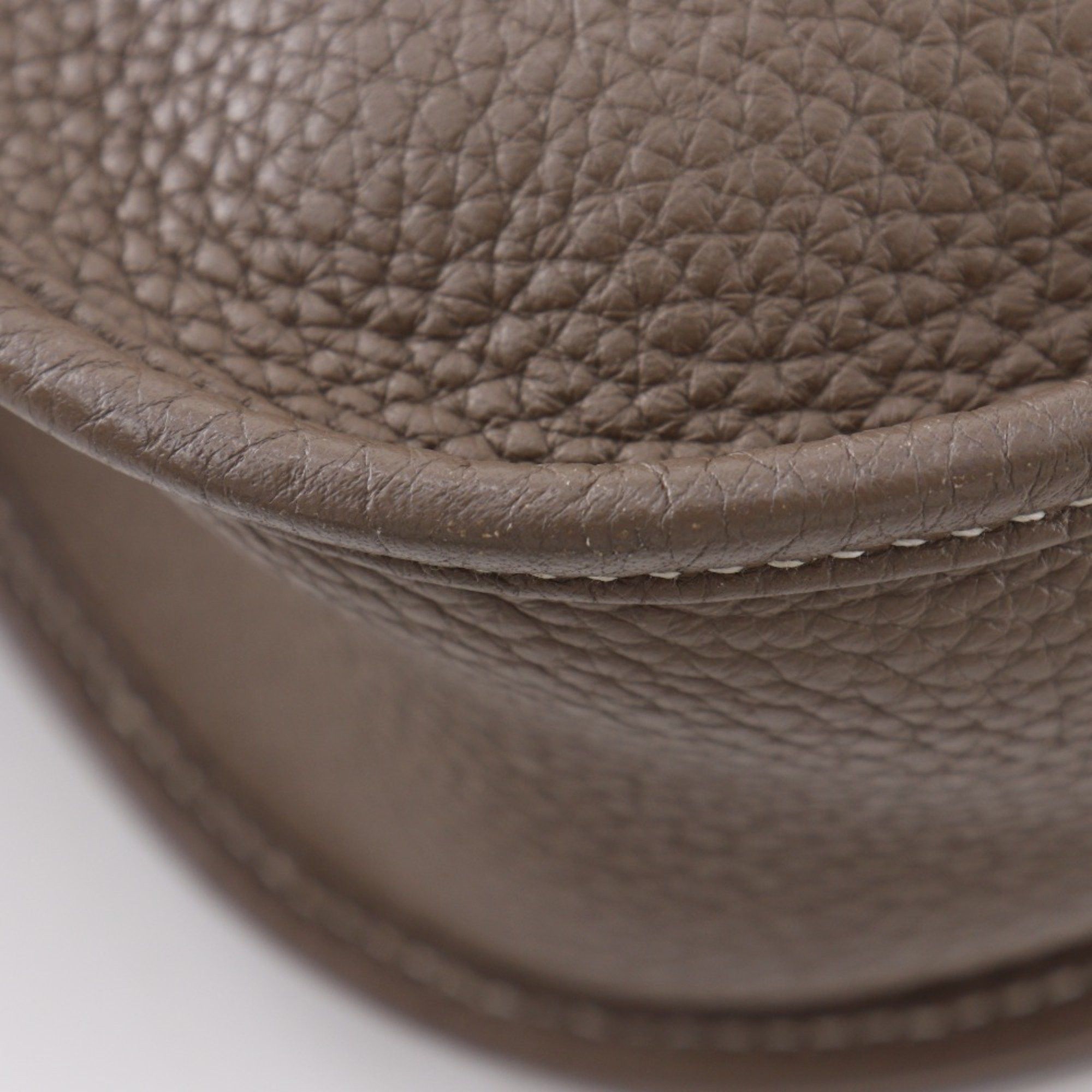 Hermes Hermes Hermès Evelyne 3GM Shoulder Bag, Taurillon Clemence Etoupe, 2012, Snap Button, 3GM, Women's Size ONE SIZE - 4 Thumbnail