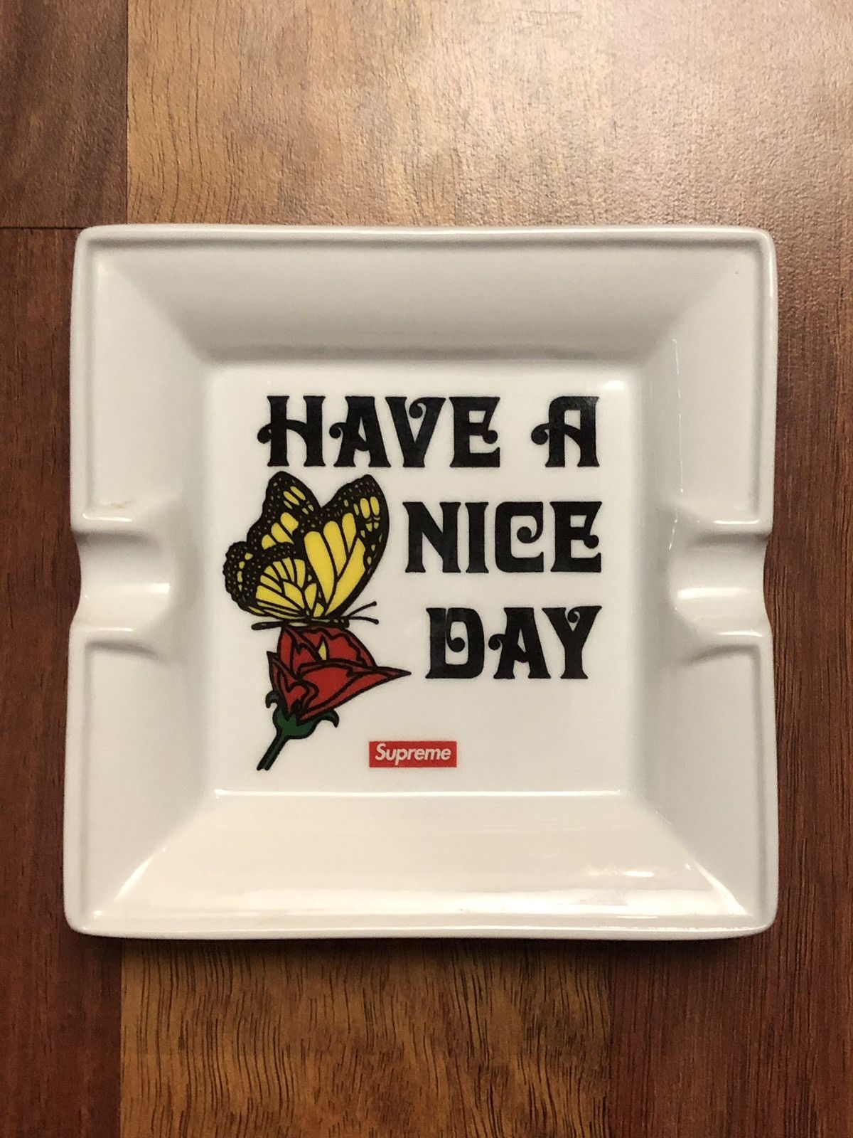 Supreme have a nice day sale ashtray