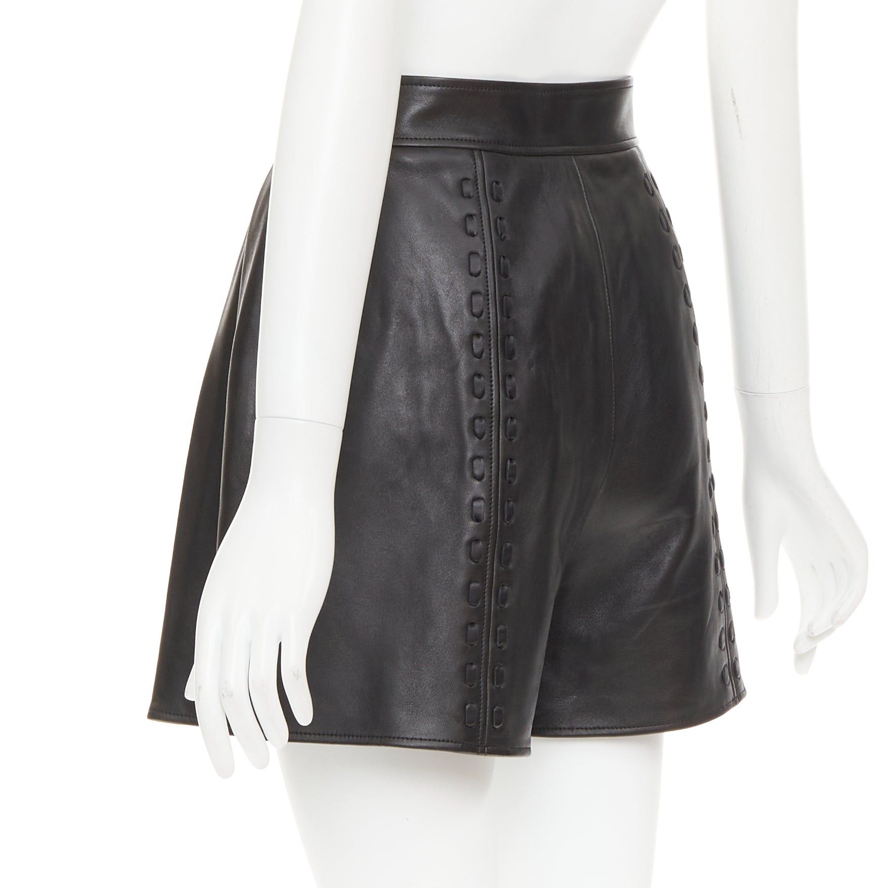 Alexander McQueen ALEXANDER MCQUEEN Sarah Burton 2021 black leather overstitch mini shorts IT38 XS Size 26" / US 2 / IT 38 - 6 Thumbnail