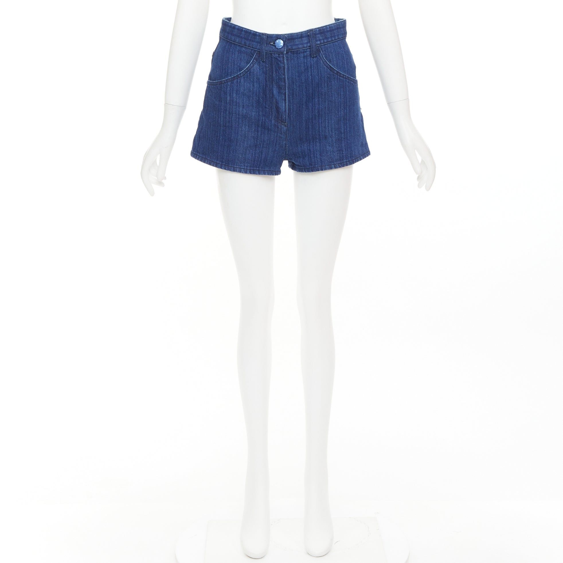 Chanel CHANEL blue CC logo woven trompe loeil denim high-rise shorts FR34 XS Size 26" / US 2 / IT 38 - 9 Thumbnail