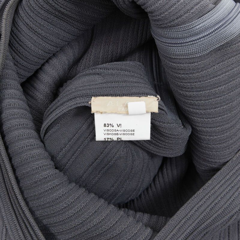 Alaia ALAIA dust grey ribbed V-neck sleeveless fit flared cocktail dress M Size M / US 6-8 / IT 42-44 - 10 Thumbnail