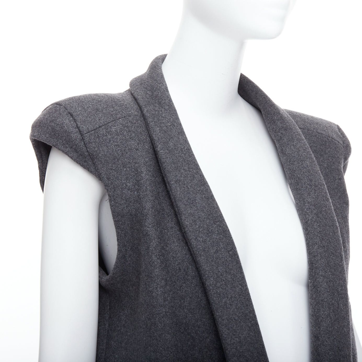 Other ARMAND BASI ONE grey wool padded shoulder sleeveless plunge collar vest coat FR36 S Size S / US 4 / IT 40 - 2 Thumbnail