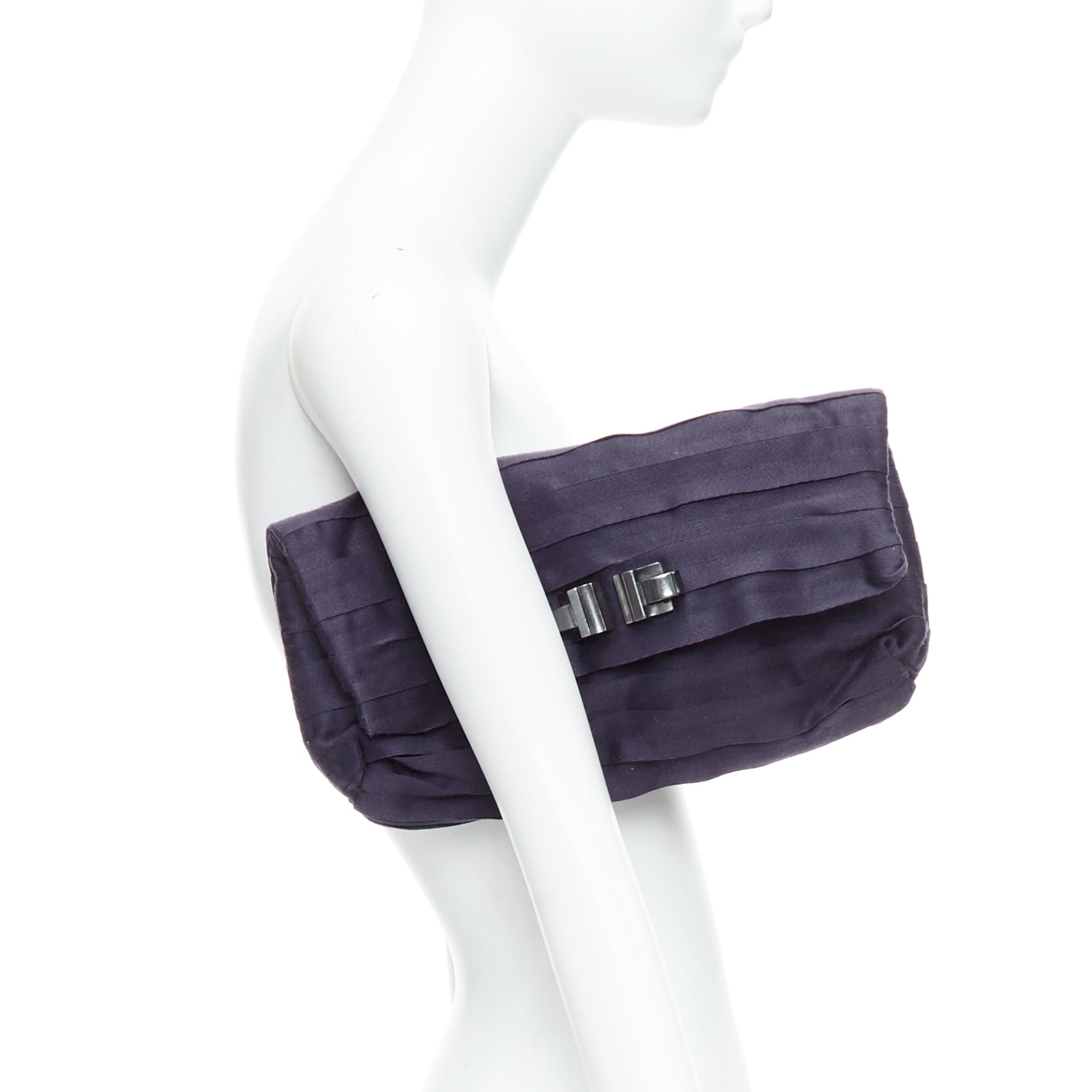 Lanvin LANVIN purple satin pleated fabric silver buckle foldover clutch bag Size ONE SIZE - 2 Thumbnail