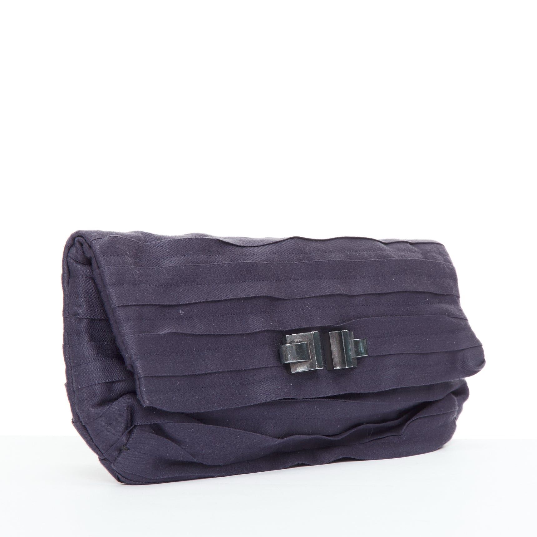 Lanvin LANVIN purple satin pleated fabric silver buckle foldover clutch bag Size ONE SIZE - 3 Thumbnail
