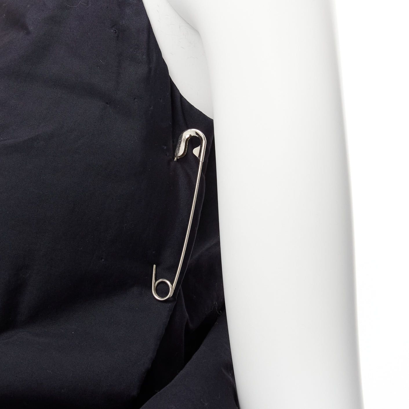 Comme des Garcons runway COMME DES GARCONS 1997 Lumps Bumps black circle cut asymmetric dress S Size S / US 4 / IT 40 - 13 Thumbnail