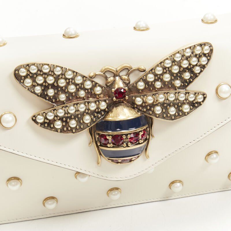 Gucci GUCCI Queen Margaret Embellished Bee pearl stud white flap crossbody bag Size ONE SIZE - 7 Thumbnail