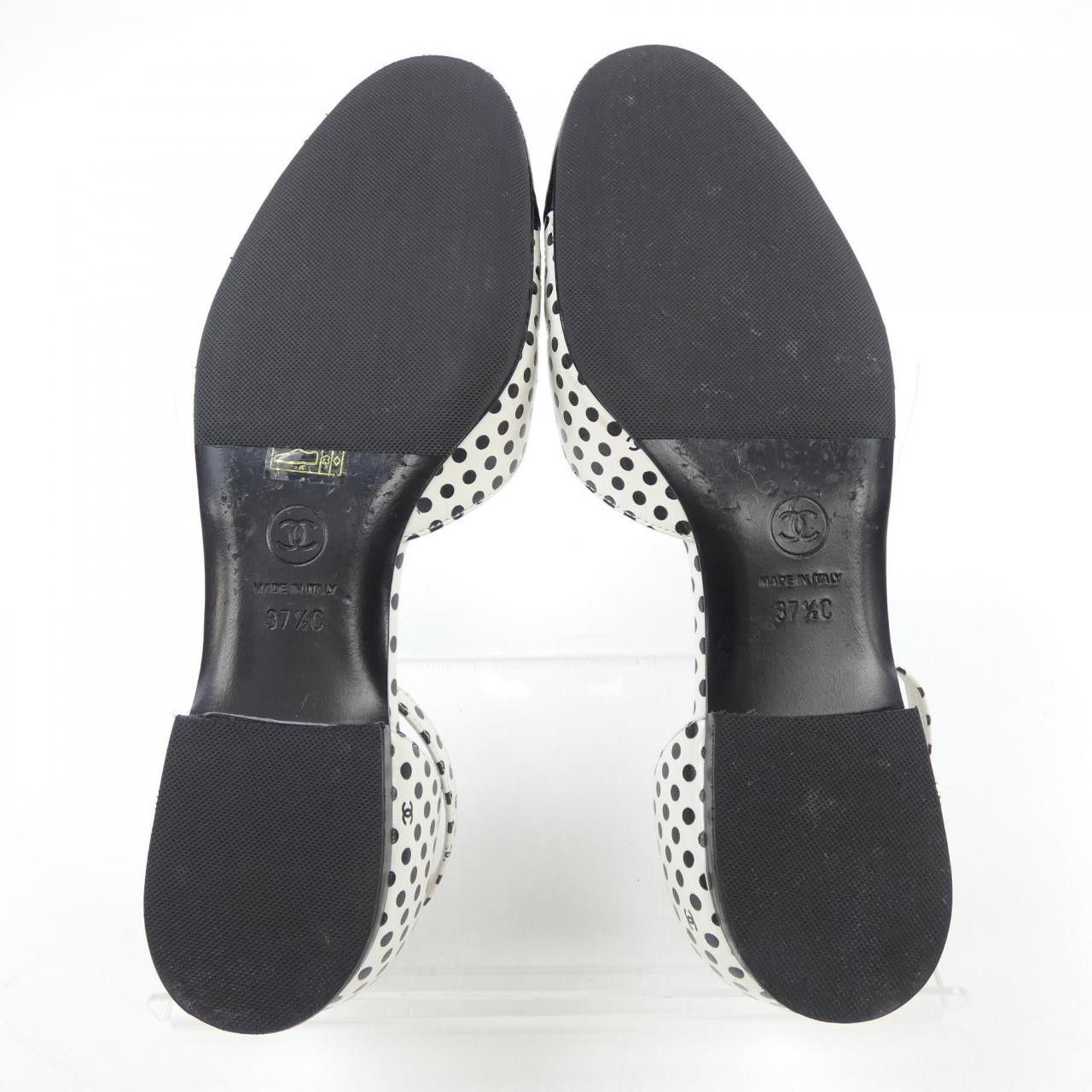Chanel Chanel Chanel Mary Jane Calfskin Shoes Leather Shoes G45497B15869 DUTY FREE for USA Size ONE SIZE - 4 Thumbnail