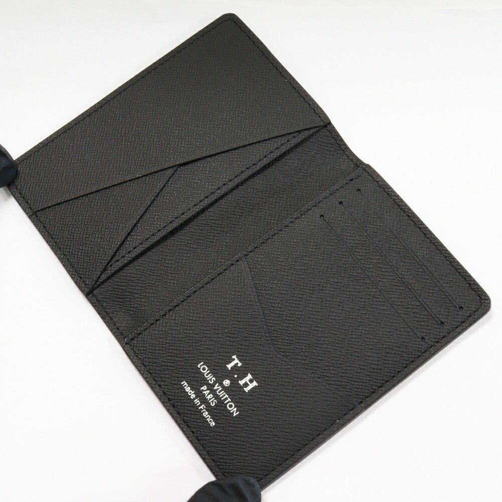 Louis Vuitton Louis Vuitton Louis Vuitton Taiga Organizer de Poche Bifold Card Case M30537 Leather Card Case M30537 DUTY FREE for USA Size ONE SIZE - 3 Thumbnail