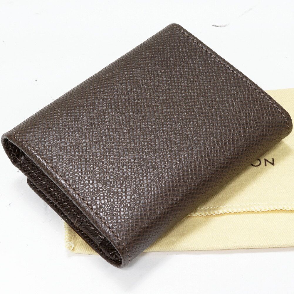 Louis Vuitton Louis Vuitton Taiga Portemonnaie Sergei Coin Case M32568 Leather Coin Case M32568 DUTY FREE for USA Wallets