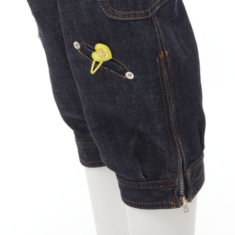Moschino rare MOSCHINO JEANS Vintage dark denim hair clip embroidered cargo jeans IT38 XS Size 26" / US 2 / IT 38 - 8 Thumbnail