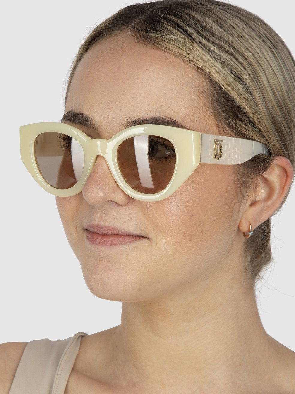 Burberry Yellow Cat Eye Meadow Sunglasses Size ONE SIZE - 2 Thumbnail