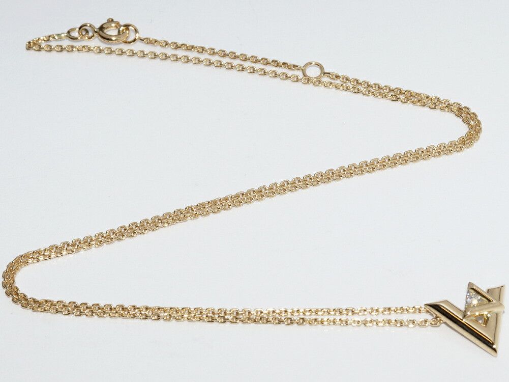 Louis Vuitton Louis Vuitton Louis Vuitton 18K Yellow Gold LV Volt One PM Pendant Necklace Q93805 Crocodile skin Necklace Q93805 DUTY FREE for USA Size ONE SIZE - 4 Thumbnail