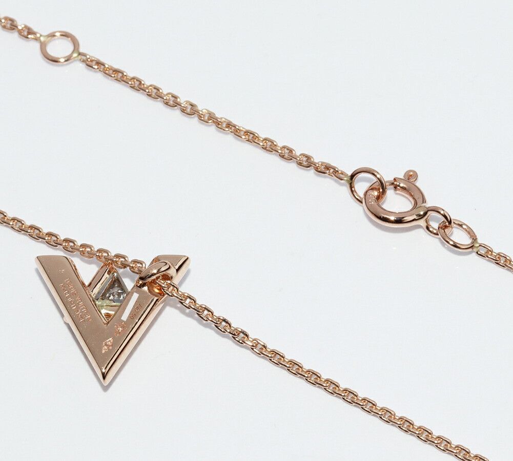 Louis Vuitton Louis Vuitton Louis Vuitton 18K Pink Gold Volt One PM Pendant Necklace Q93813 Crocodile skin Necklace Q93813 DUTY FREE for USA Size ONE SIZE - 5 Thumbnail