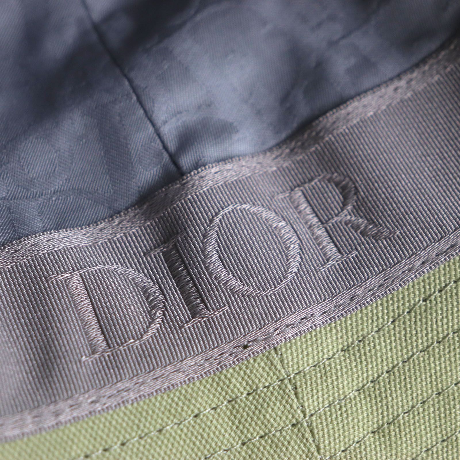 Dior Dior Dior×Cactus Jack Embroidered Cotton Bucket Hat Cotton Hats 033C906U4511 DUTY FREE for USA Size ONE SIZE - 9 Thumbnail