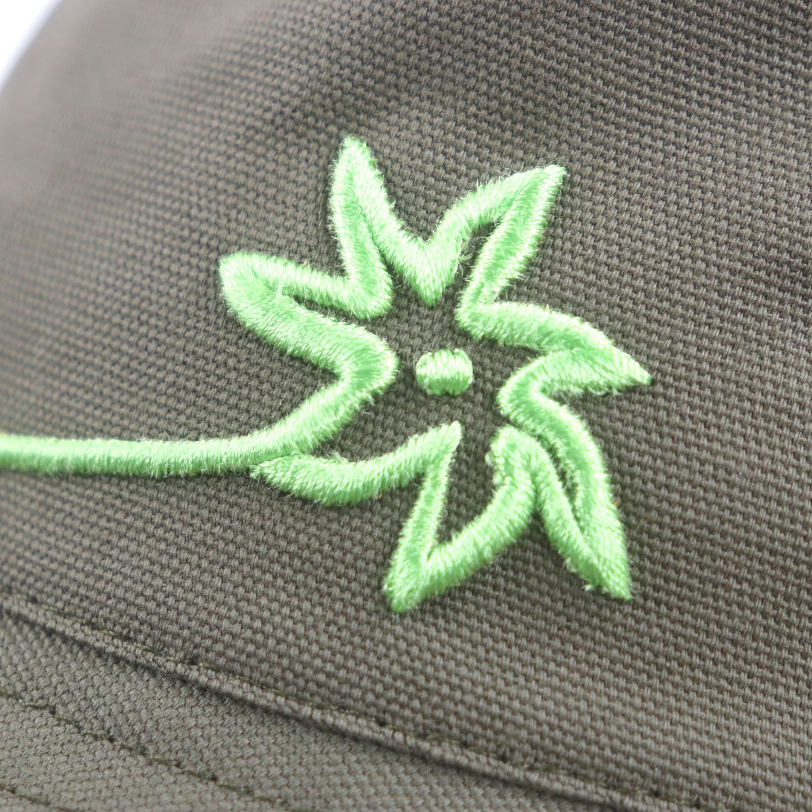 Dior Dior Dior×Cactus Jack Embroidered Cotton Bucket Hat Cotton Hats 033C906U4511 DUTY FREE for USA Size ONE SIZE - 7 Thumbnail
