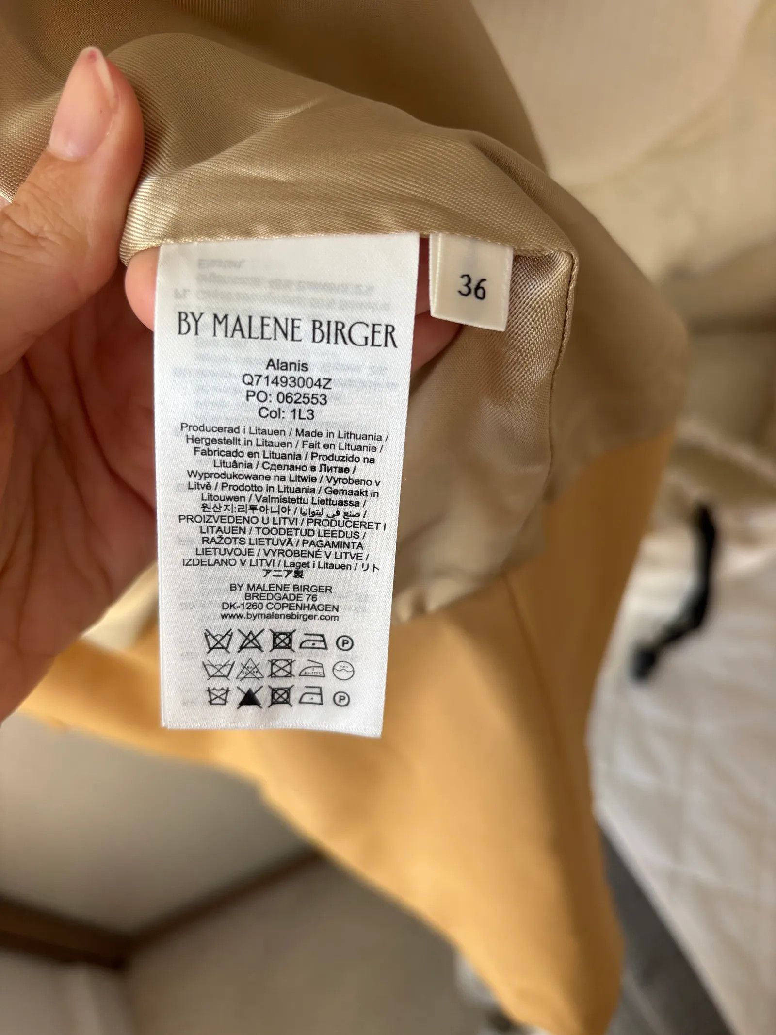 By Malene Birger Alanis Trenchcoat