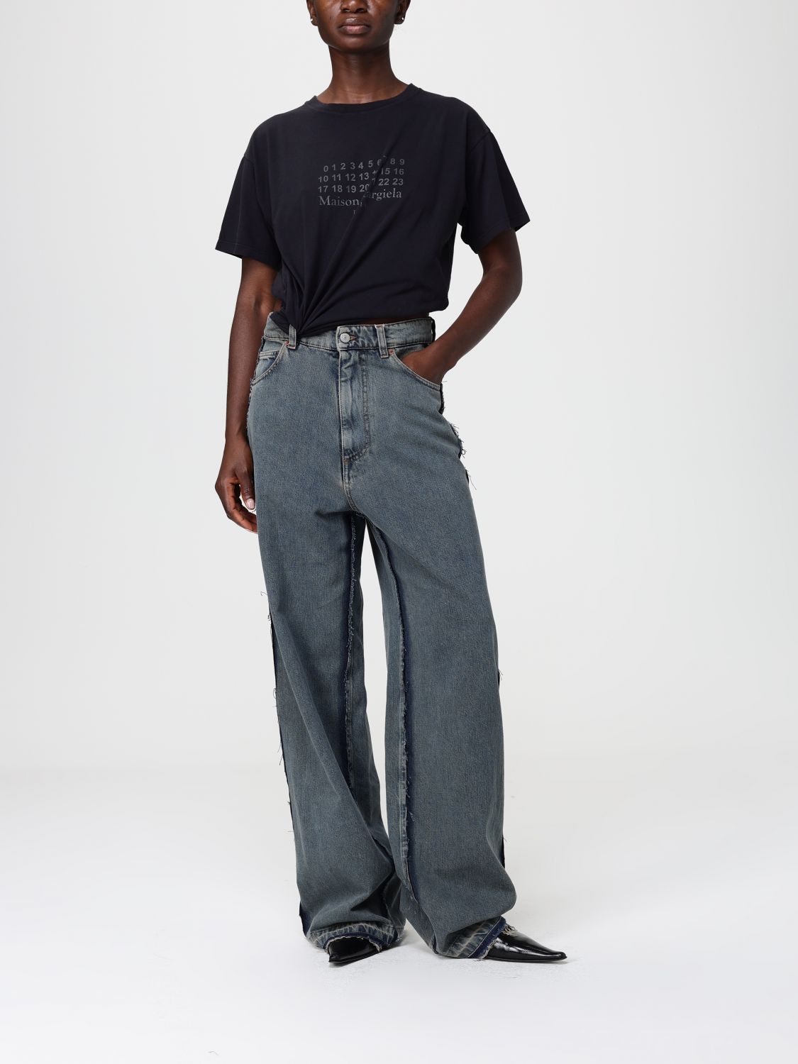 Maison Margiela Maison Margiela T-Shirt Woman Black Size M / US 6-8 / IT 42-44 - 2 Thumbnail