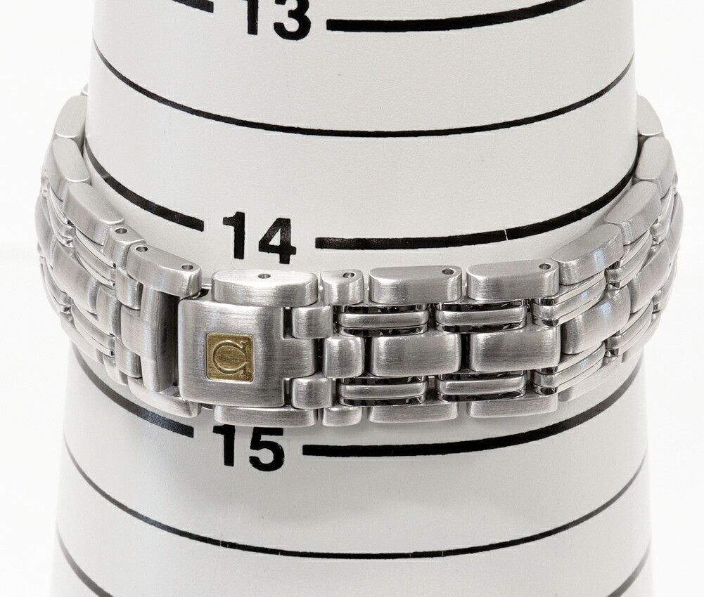 Omega Omega Omega Red Dial Seamaster 300m Professional Watch 2582.61 Metal Quartz 2582.61 DUTY FREE for USA Size ONE SIZE - 4 Thumbnail