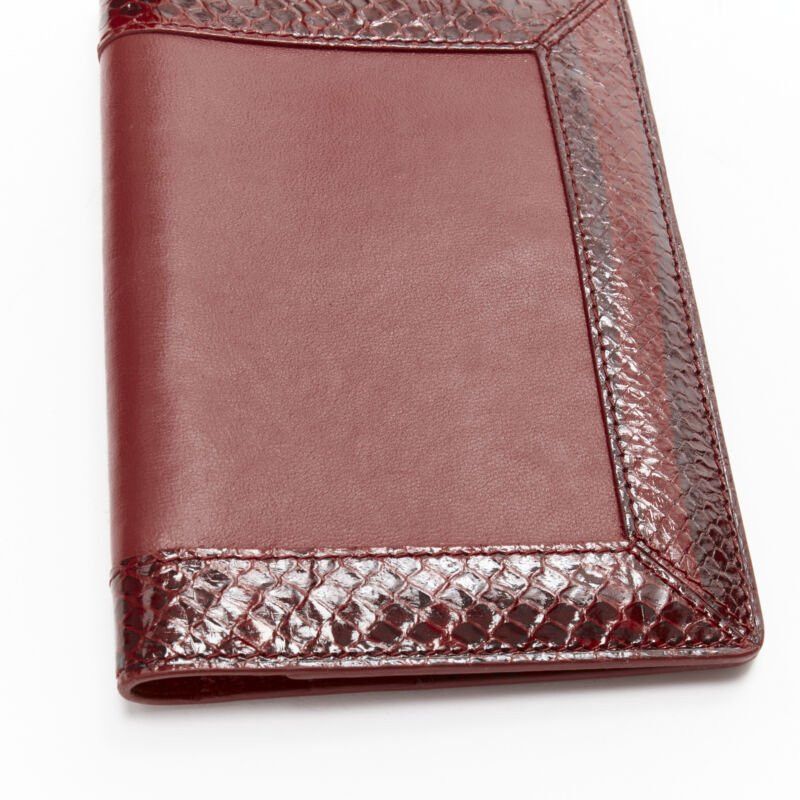 KWANPEN KWANEPN red glossy scaled leather trim bifold passport card holder Size ONE SIZE - 7 Thumbnail