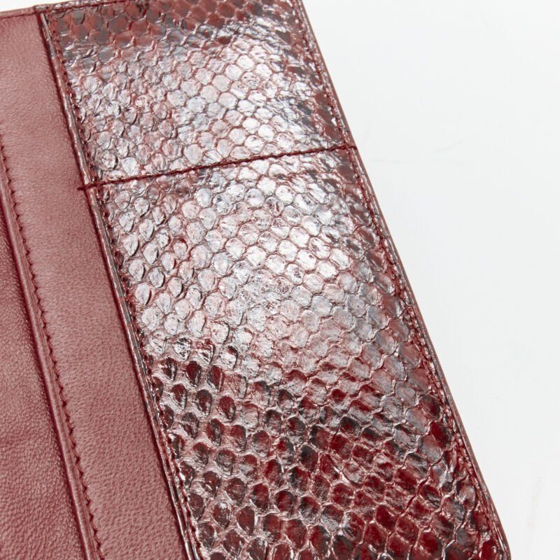 KWANPEN KWANEPN red glossy scaled leather trim bifold passport card holder Size ONE SIZE - 9 Thumbnail