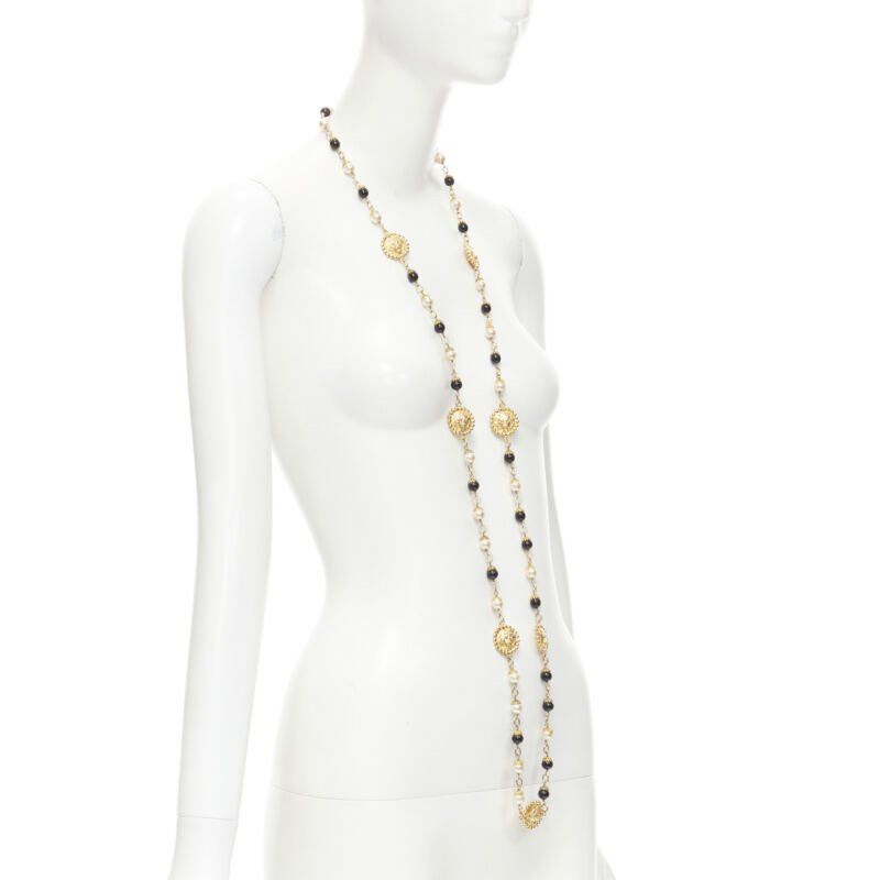 CHANEL Vintage Haute Couture Goosens Lion head black faux pearl sautoir neckace