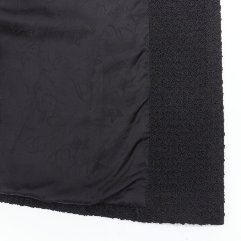 Chanel CHANEL 17A Paris Cosmopolite black tweed CC button 4-pocket belted coat FR44 XL Size XL / US 12-14 / IT 48-50 - 12 Thumbnail