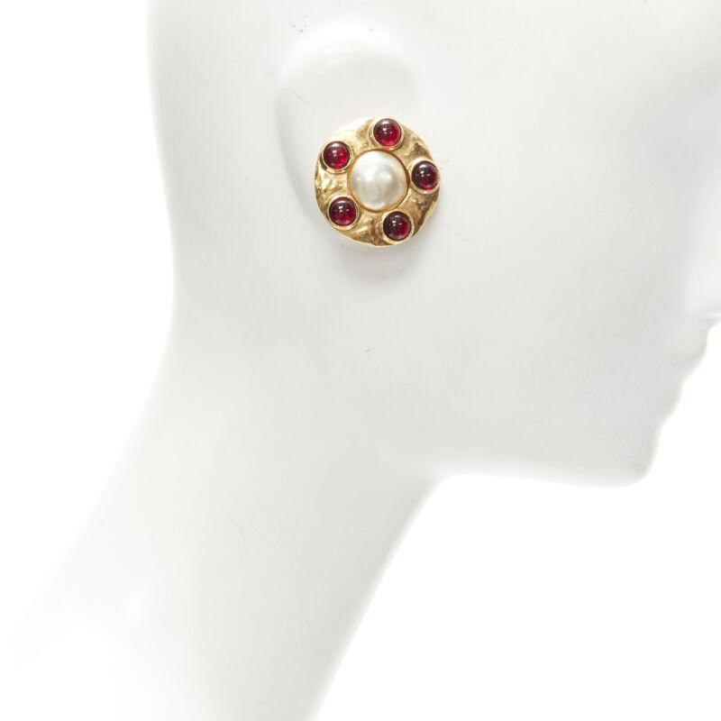 Chanel CHANEL Vintage 1990's Collection 23 gold red Gripoix faux pearl clip on earrings Size ONE SIZE - 3 Thumbnail
