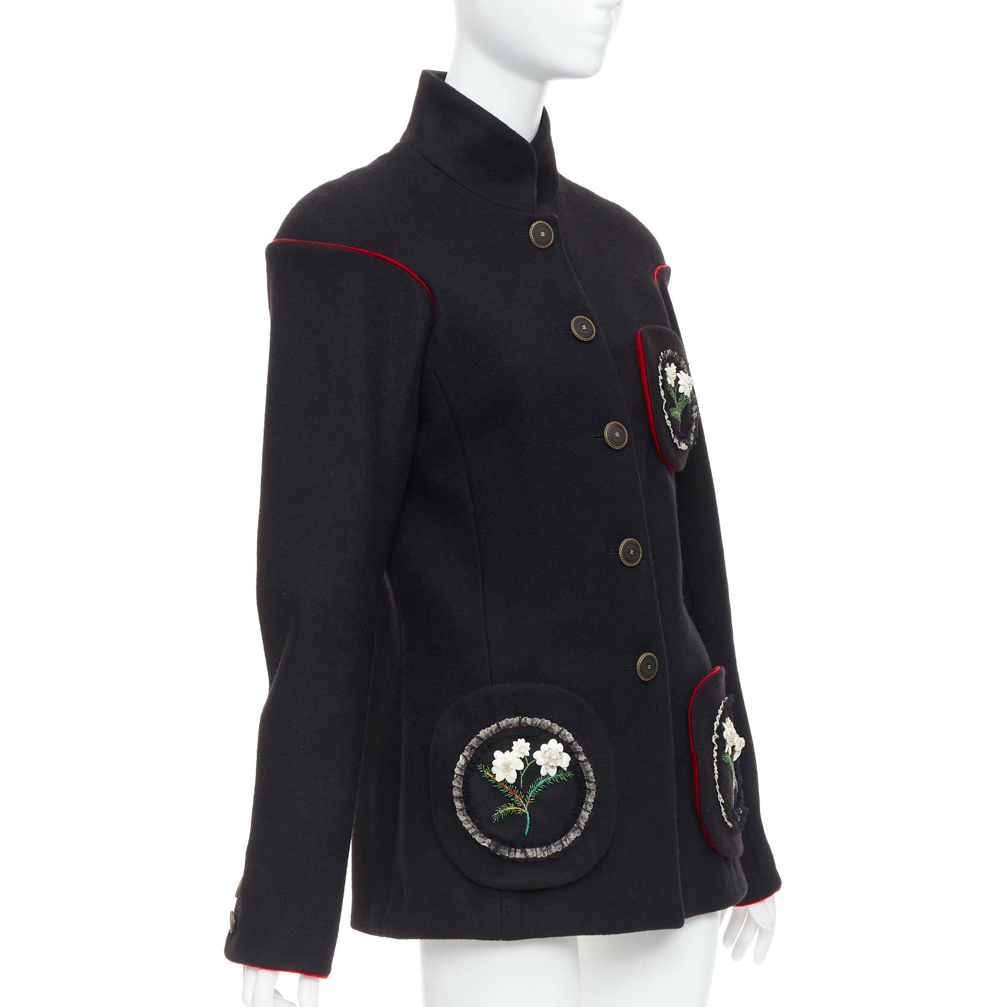 Chanel rare CHANEL 2015 Runway Edelweiss flower embroidery circle pocket wool coat FR42 Size L / US 10 / IT 46 - 4 Thumbnail