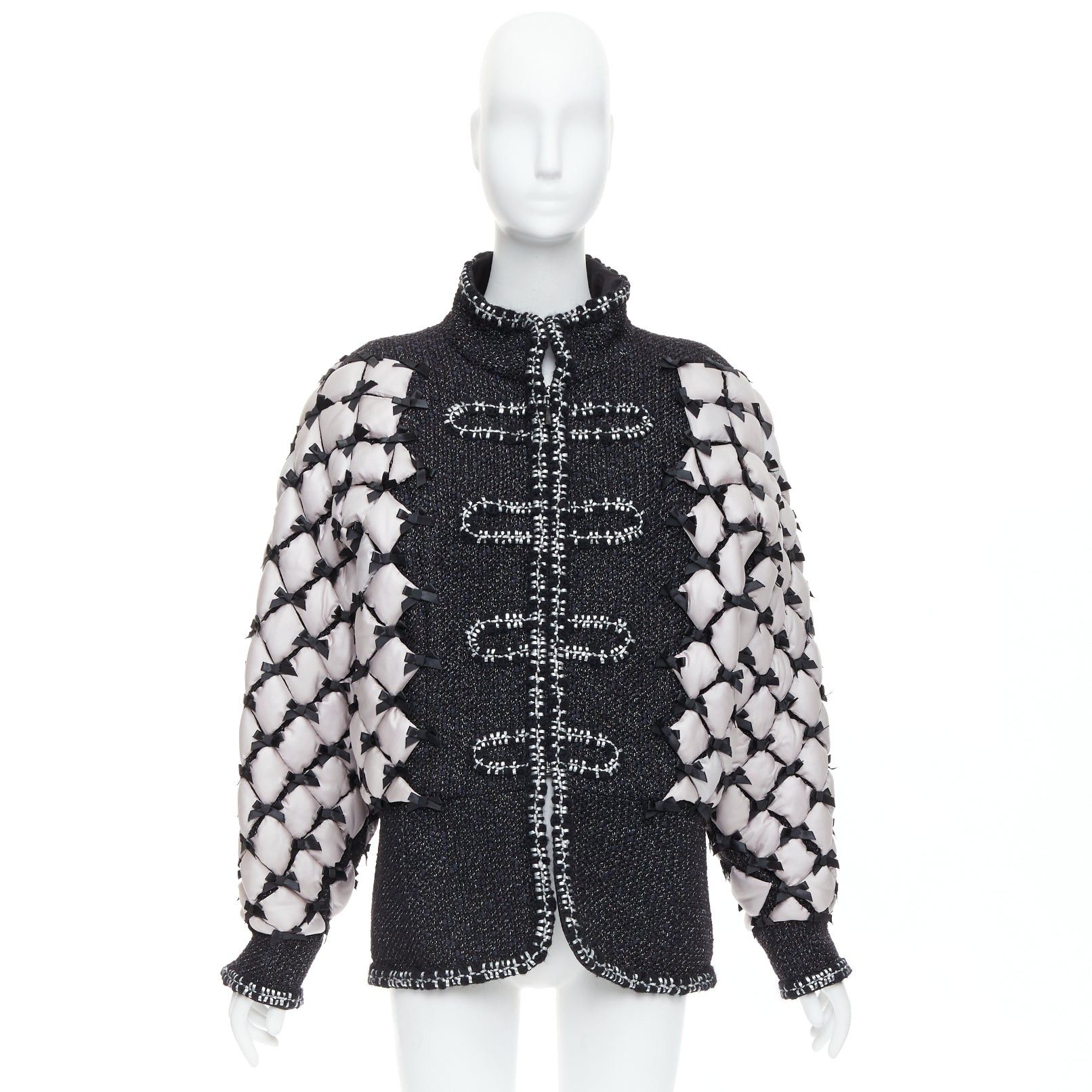 Chanel rare CHANEL 15A Brasserie Runway black tweed white quilted tromp loeil layered jacket FR50 Size XXL / US 16-18 / IT 52-54 - 14 Thumbnail