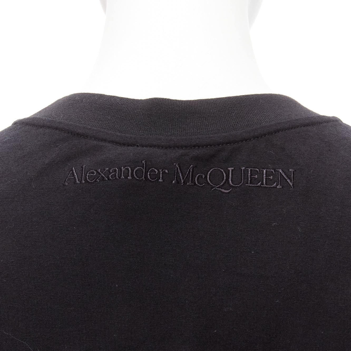 Alexander McQueen new ALEXANDER MCQUEEN 2021 black cotton cold shoulder puff sleeves embroidered logo top IT38 XS Size XS / US 0-2 / IT 36-38 - 7 Thumbnail