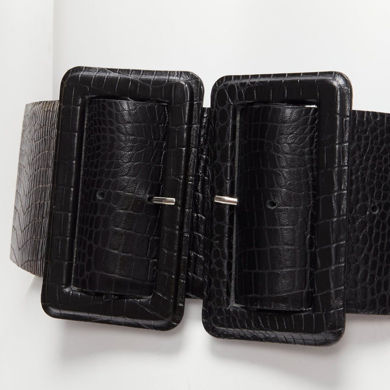 Toga TOGA ARCHIVES black wide embossed leather buckle statement belt Size ONE SIZE - 2 Thumbnail