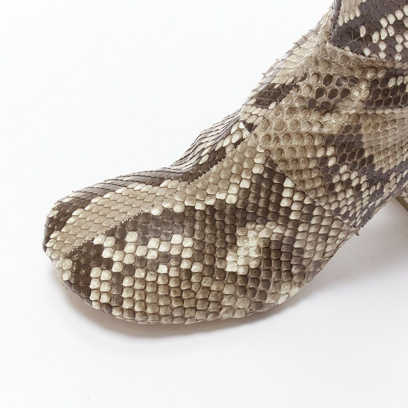 Junya Watanabe JUNYA WATANABE scaled animal print leather round toe boots M Size US 8.5 / IT 38.5 - 7 Thumbnail