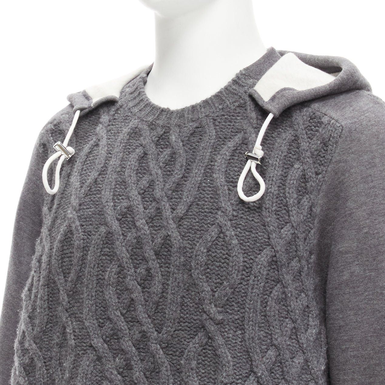 Sacai SACAI 2015 grey 100% wool cable knit contrast hood sweater JP3 L Size US M / EU 48-50 / 2 - 2 Thumbnail