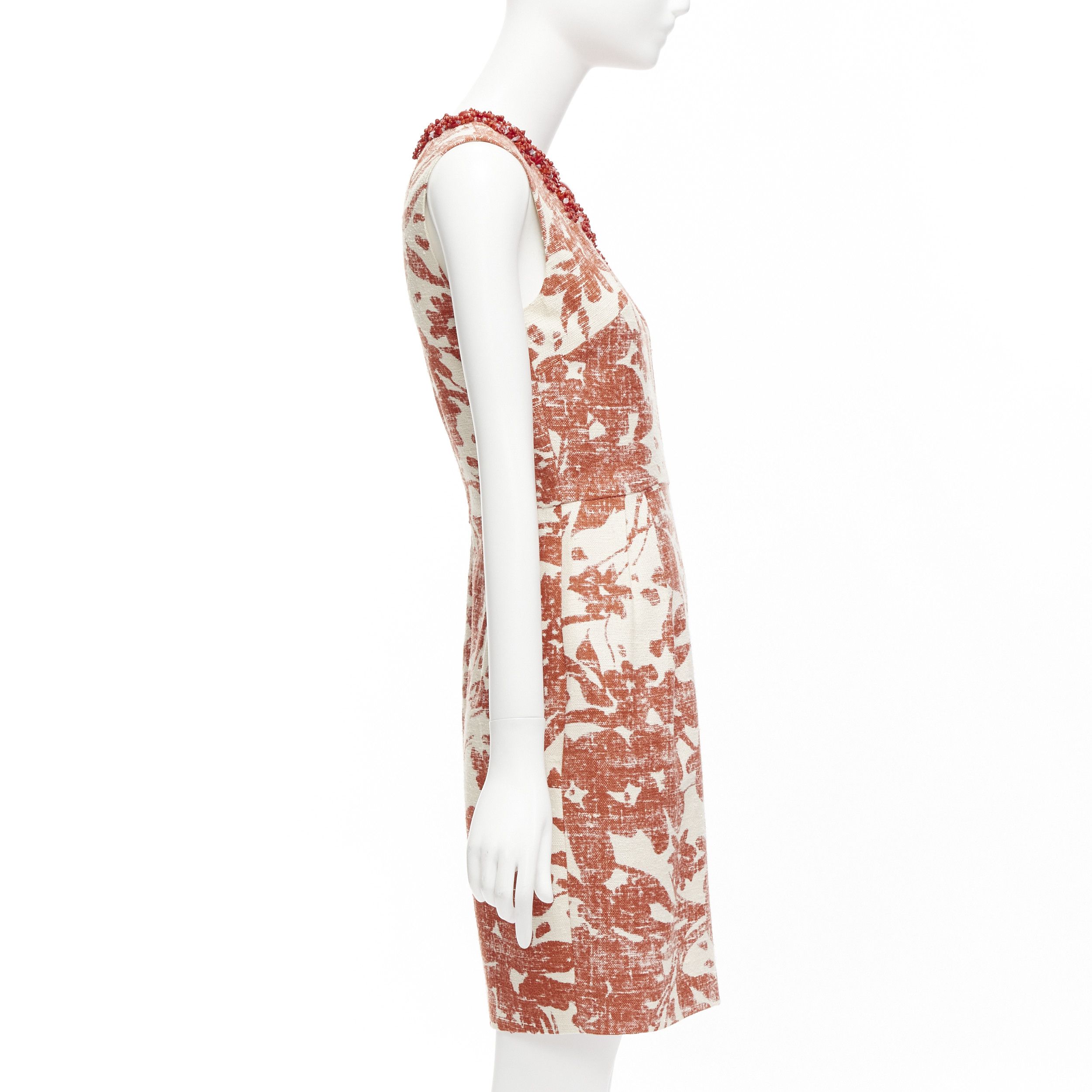 Monique Lhuillier MONIQUE LHUILLIER cream red floral embellished collar sheath dress Size M / US 6-8 / IT 42-44 - 4 Thumbnail