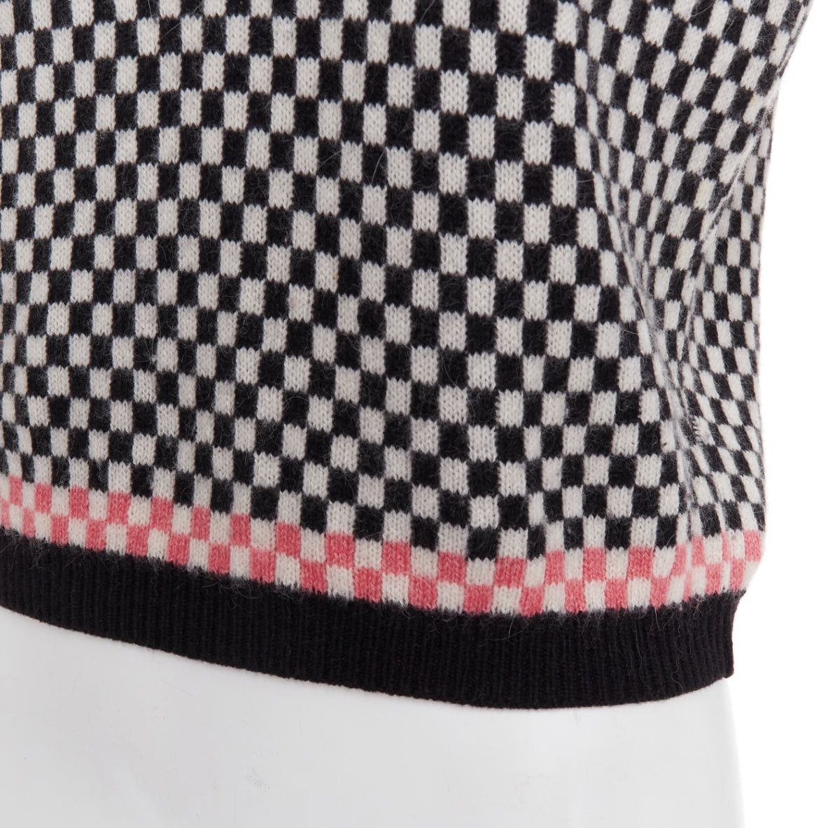Versace GIANNI VERSACE Vintage black white checkered cropped sweater vest Size S / US 4 / IT 40 - 2 Thumbnail
