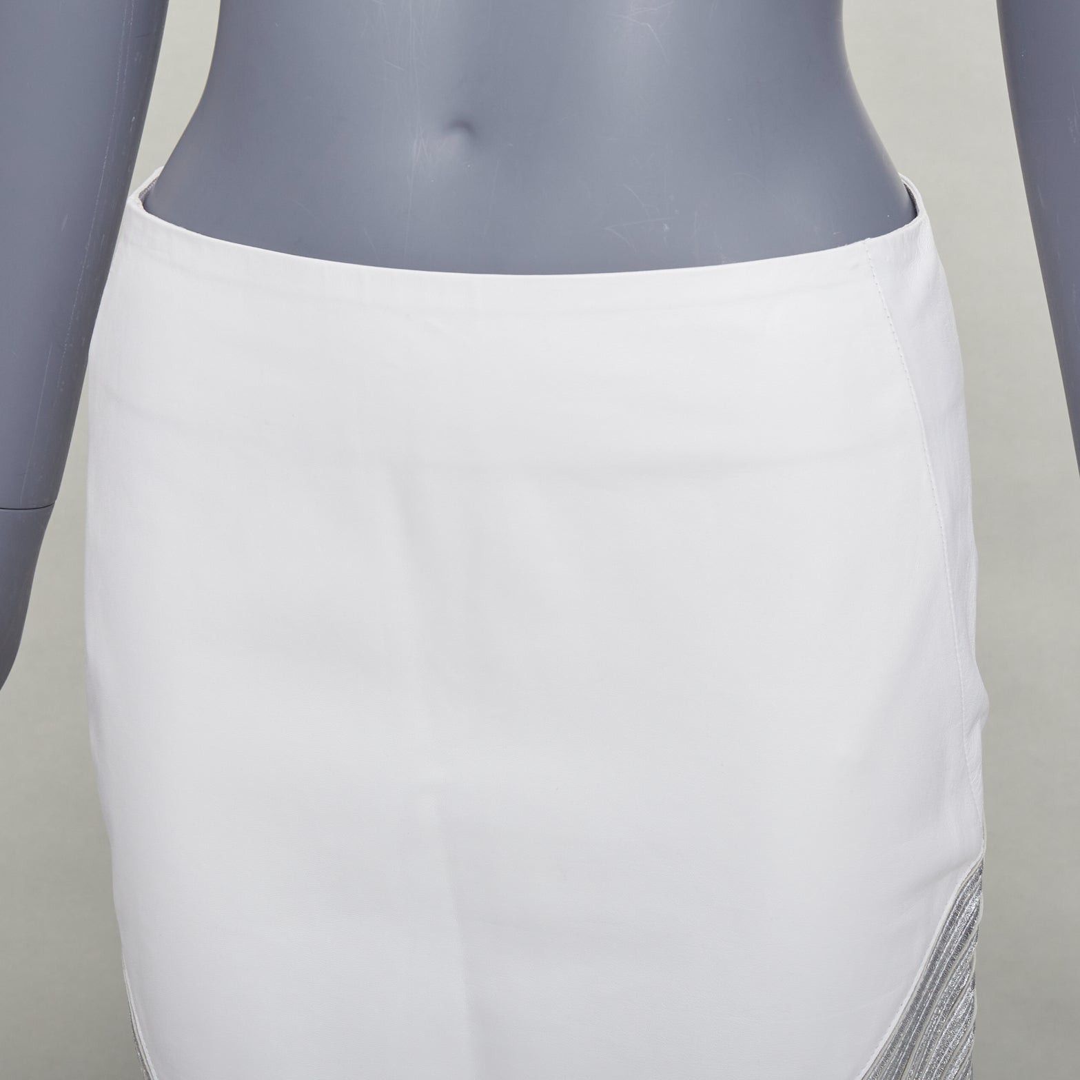 Jitrois JEAN CLAUDE JITROIS white leather silver silk applique pencil skirt IT36 XXS Size 25" / US 0 / IT 36 - 8 Thumbnail