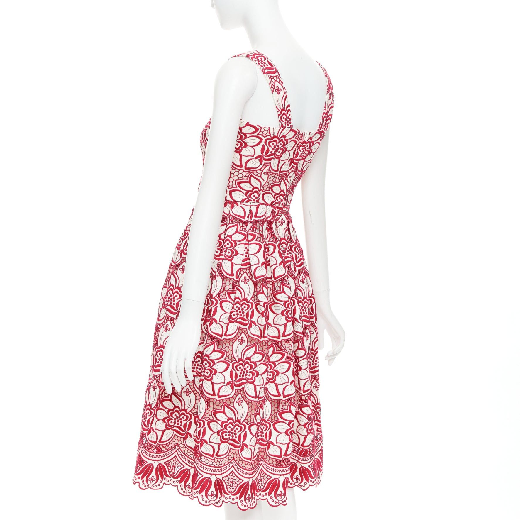 dolce gabbana red dress and Tulle Bustier Dolce & Gabbana Gabbana long dress is crafted of chiffon and features a round neck and long sleeves Anok yai wearing a beautiful