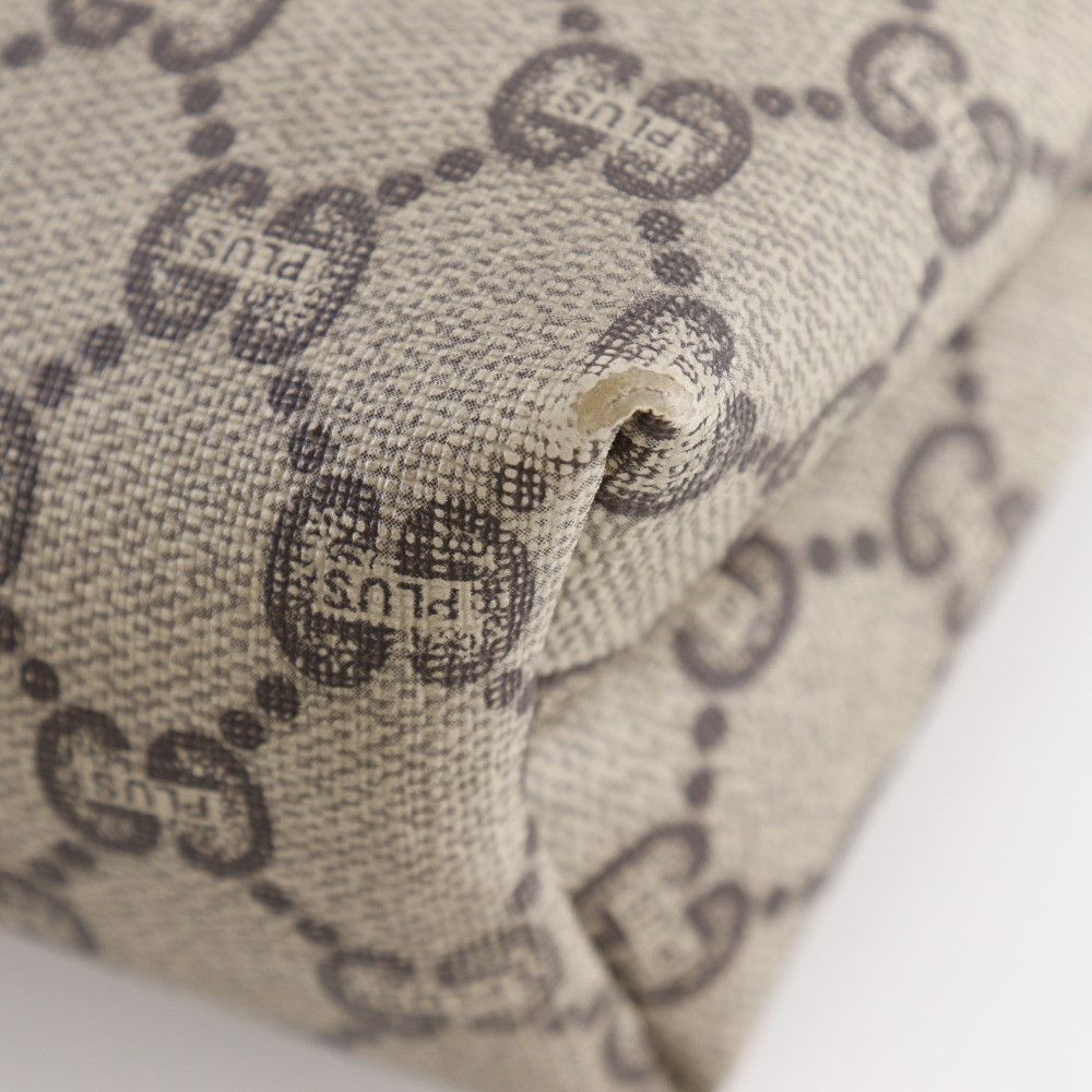 Gucci Gucci Gucci Old Gucci GG Plus Pouch Canvas Clutch Bag DUTY FREE for USA Size ONE SIZE - 7 Thumbnail