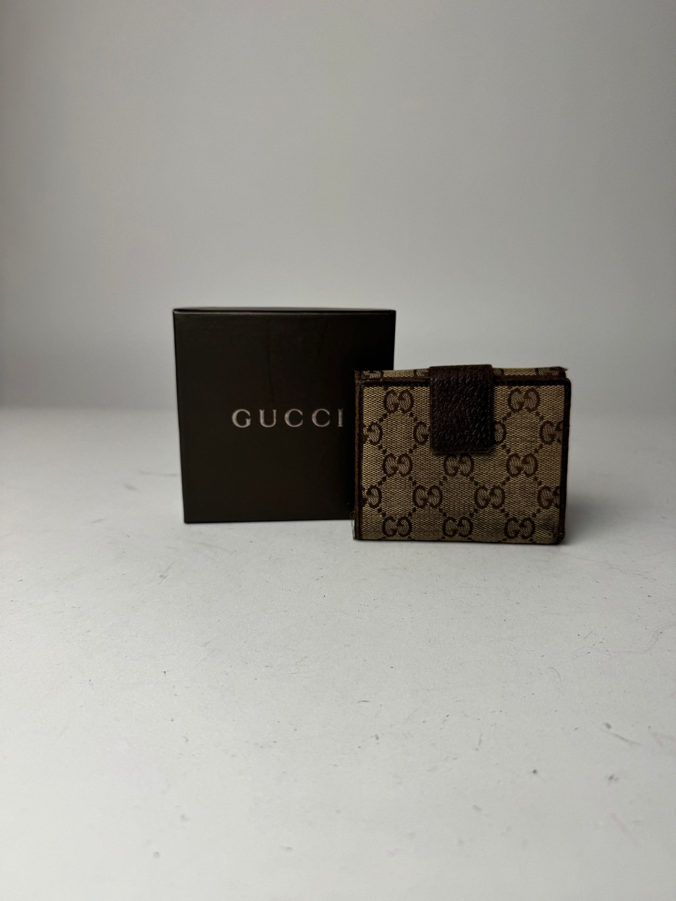 Gucci Vintage Monogram Leather Wallet Beige Brown Size ONE SIZE - 2 Thumbnail