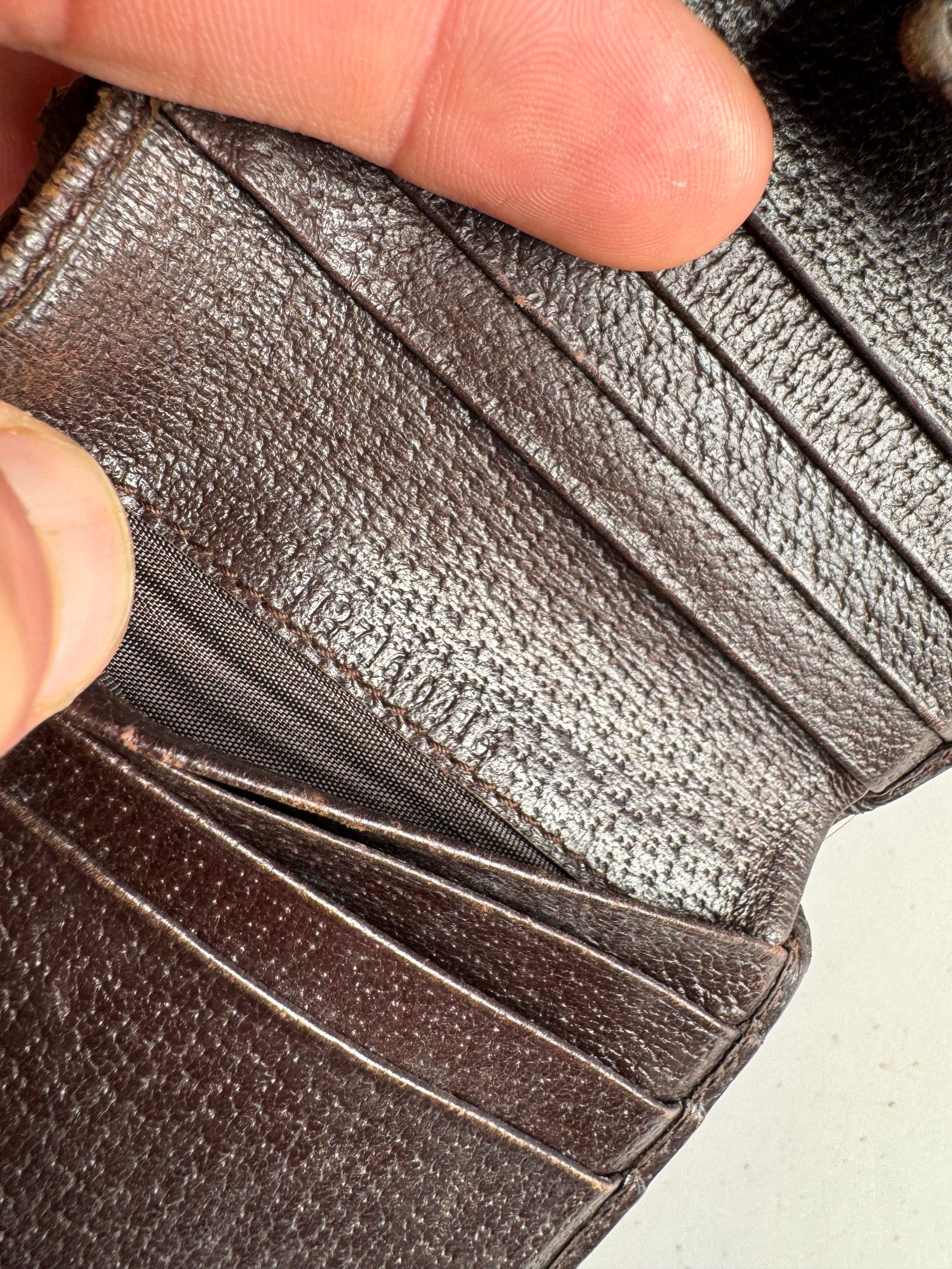 Gucci Vintage Monogram Leather Wallet Beige Brown Size ONE SIZE - 5 Thumbnail