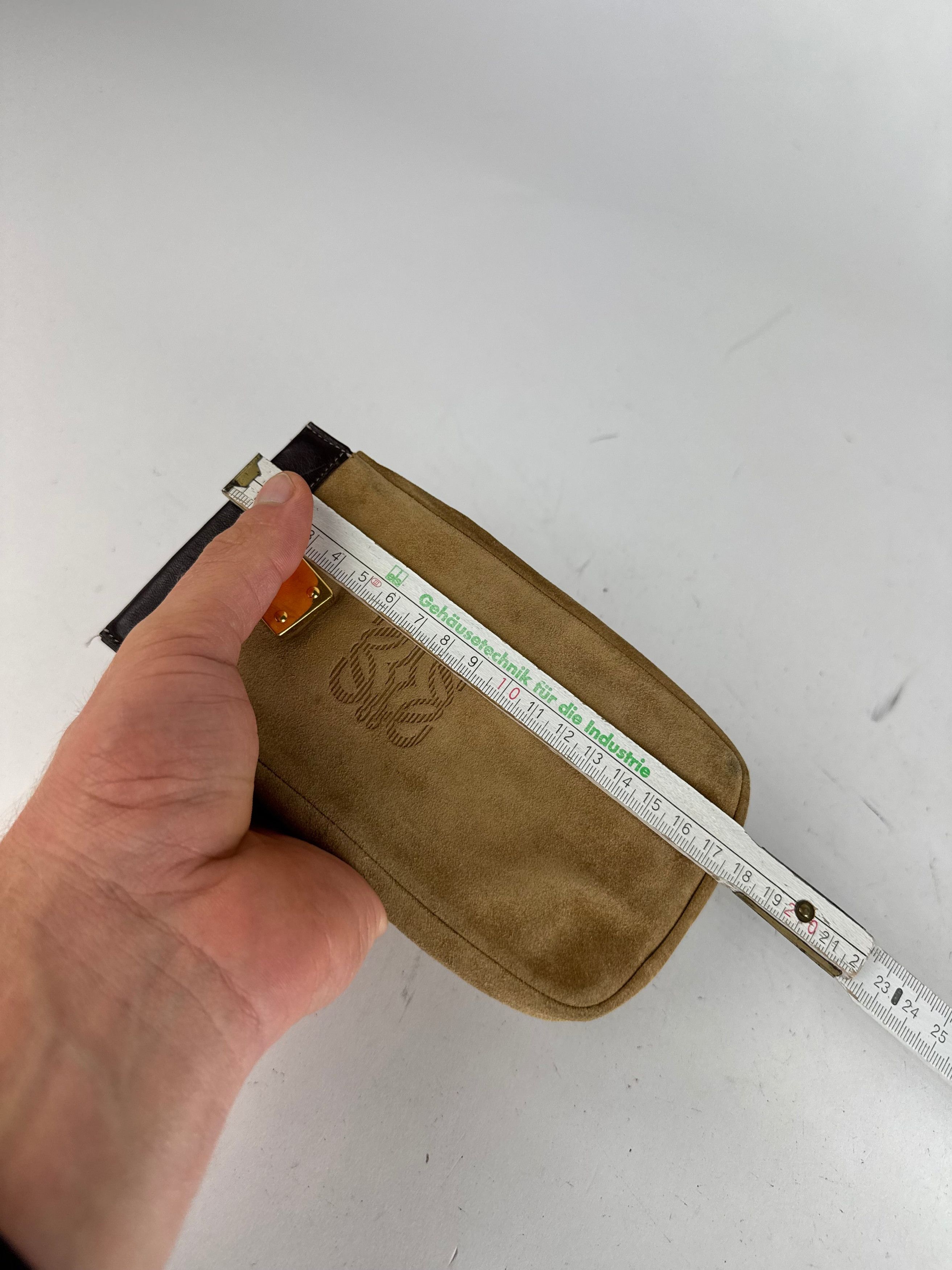 Loewe Vintage Suede Leather Pouch Brown Size ONE SIZE - 8 Thumbnail