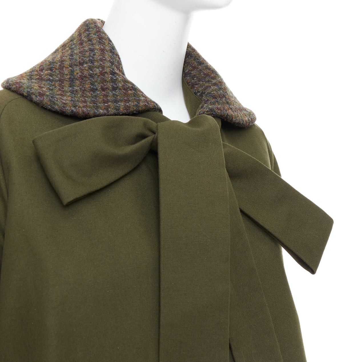 Loewe LOEWE khaki green cotton tweed collar bow neck swing coat FR34 XS Size XS / US 0-2 / IT 36-38 - 2 Thumbnail