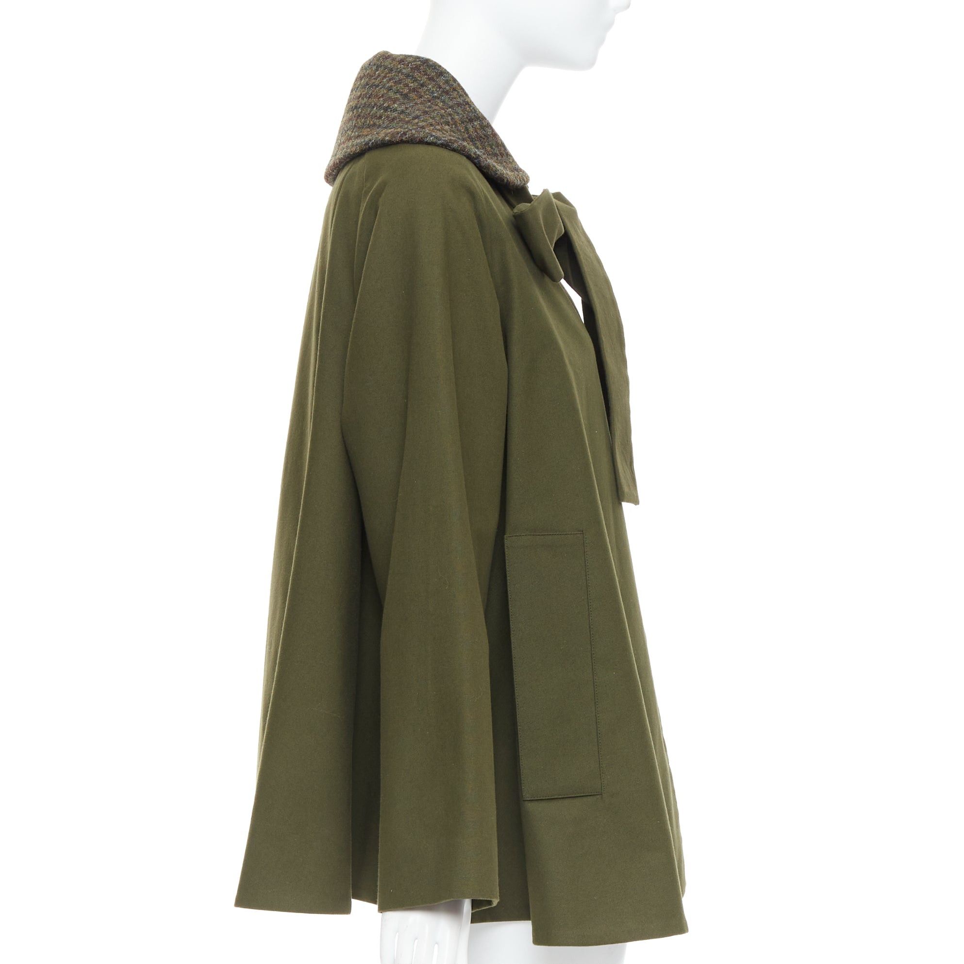 Loewe LOEWE khaki green cotton tweed collar bow neck swing coat FR34 XS Size XS / US 0-2 / IT 36-38 - 4 Thumbnail