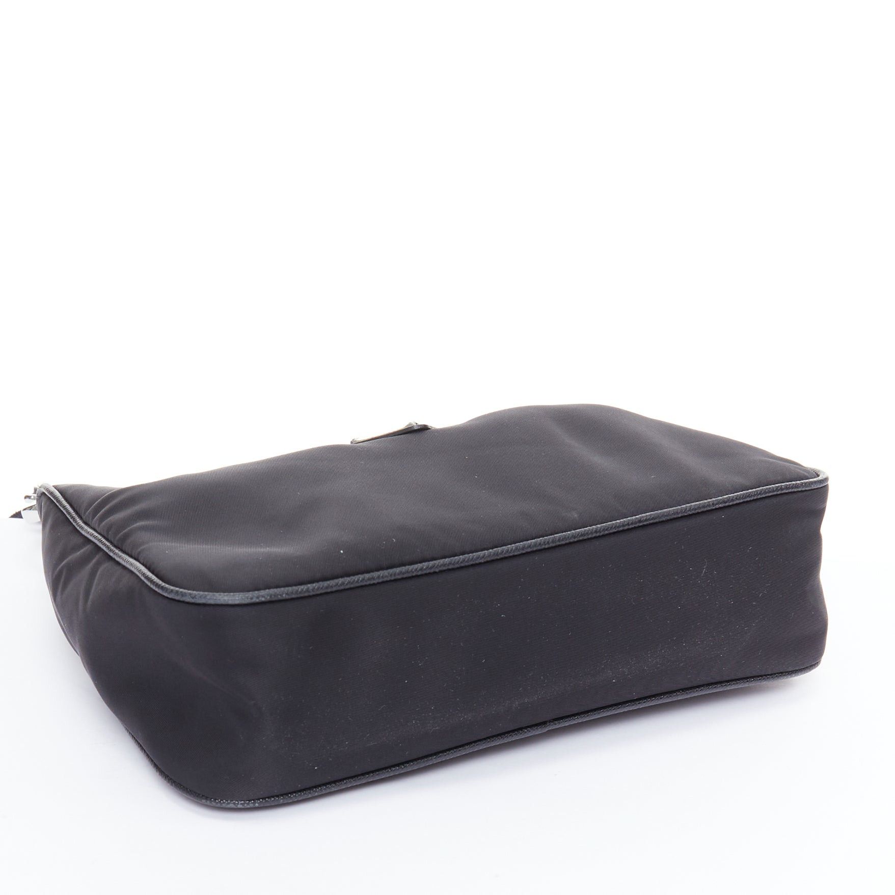 Prada PRADA Re-Edition 30 Re-Nylon 3 in 1 black nylon logo crossbody hobo bag Size ONE SIZE - 6 Thumbnail