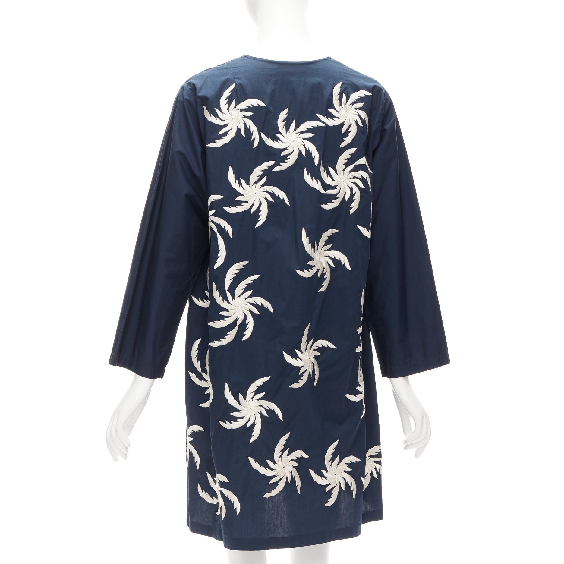Dries Van Noten DRIES VAN NOTEN navy white 100% cotton floral embroidery boxy dress XS Size S / US 4 / IT 40 - 5 Thumbnail
