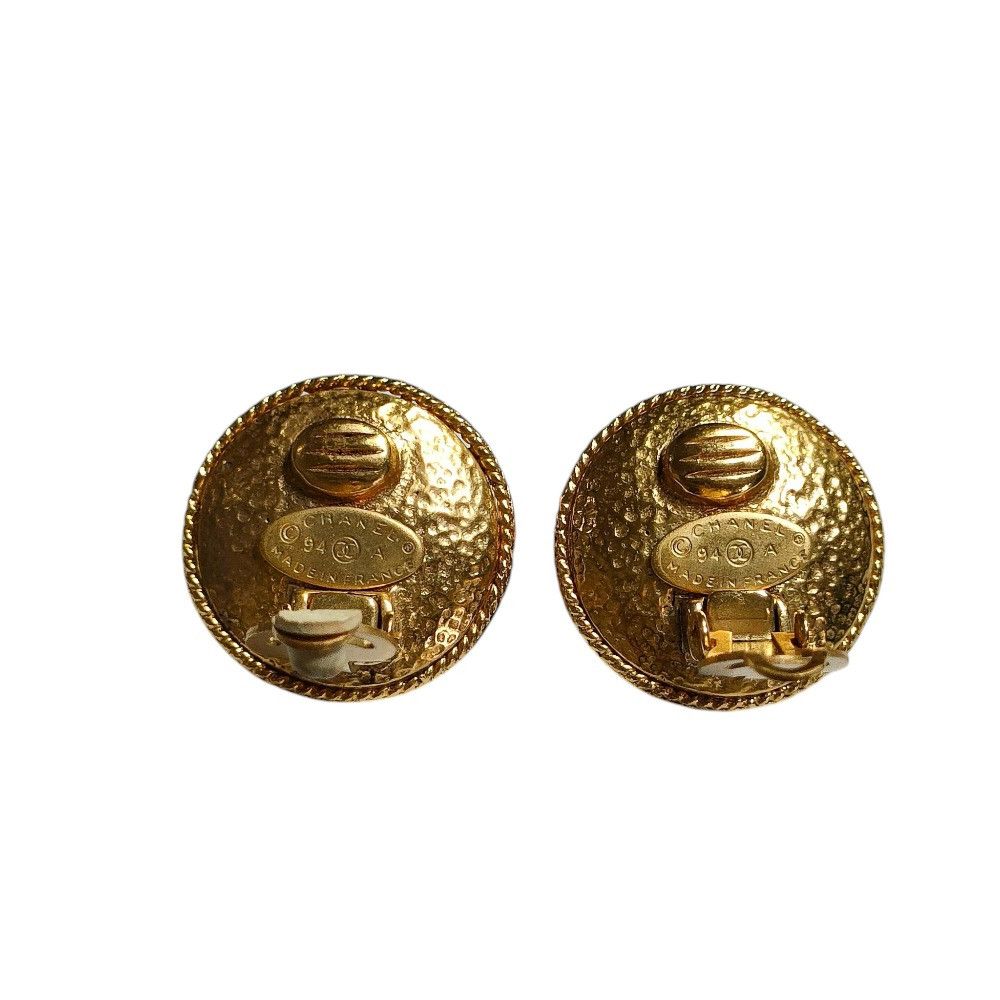 Chanel Chanel Chanel Clip Earrings Metal Earrings DUTY FREE for USA Size ONE SIZE - 6 Thumbnail
