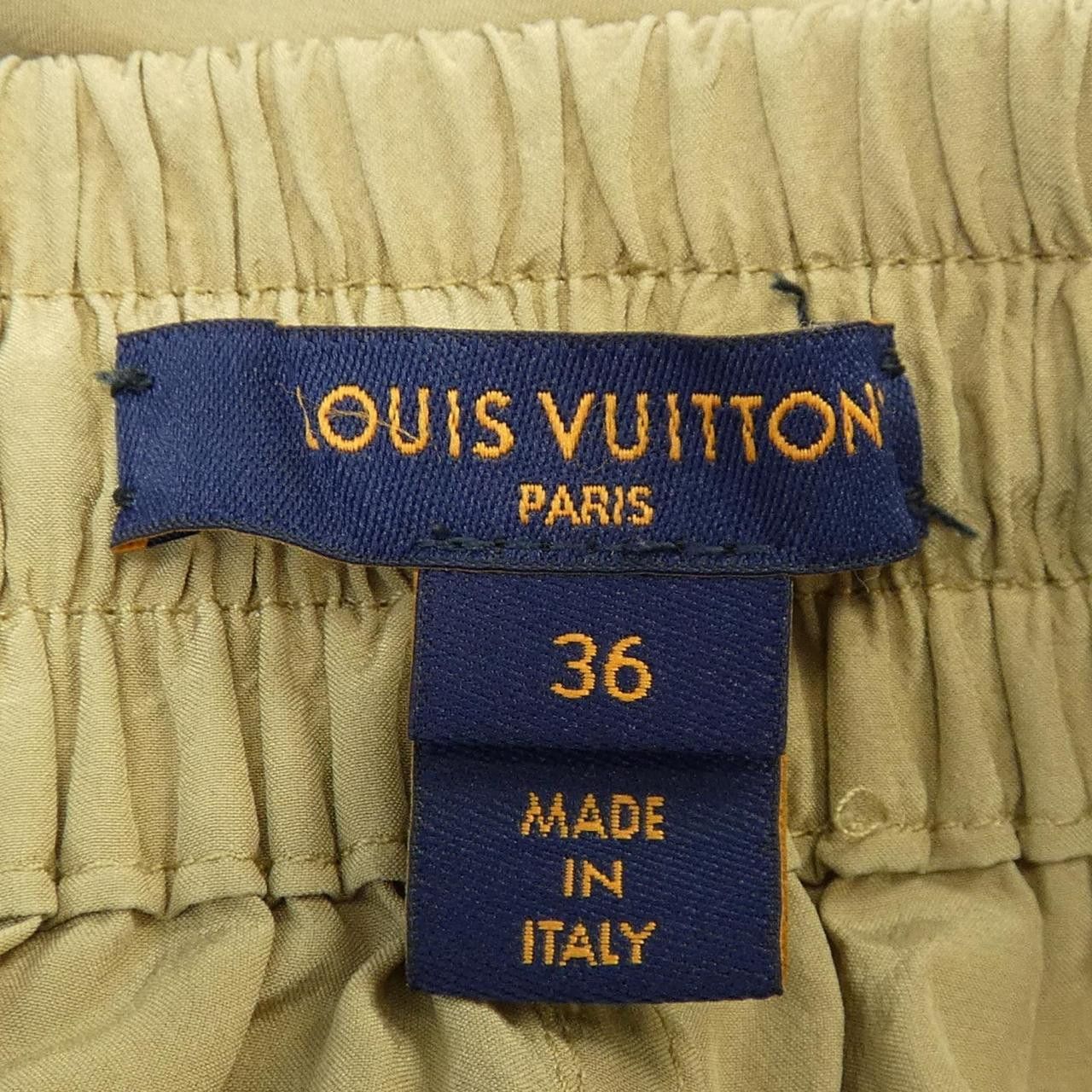 Louis Vuitton Louis Vuitton Louis Vuitton Color Block Cargo Pants Others Pants FQPX04QCY DUTY FREE for USA Size ONE SIZE - 4 Thumbnail